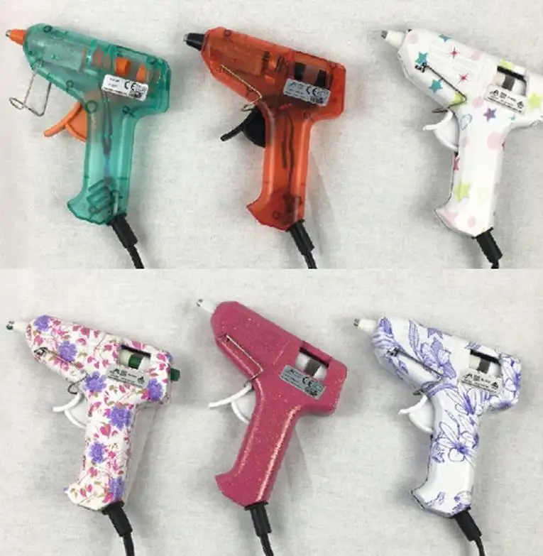 Factory Direct Selling Großhandel Kostenlose Probe Hochwertige Mini 10W Hot Melt Klebe pistole mit Sticks