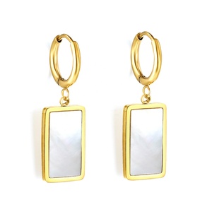 Bijoux de mode en gros, acier inoxydable plaqué or 18 carats, boucles d'oreilles géométriques rectangulaires en forme de coquille de cauris pour femmes - Product Image 1
