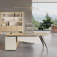 Bureau de direction en L haut de gamme : MDF avec laminage thermique, bords arrondis doux, gestion intégrée des câbles et quincaillerie robuste