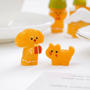 Nouvel homme <span class=keywords><strong>en</strong></span> <span class=keywords><strong>pain</strong></span> d'épices de Noël KI Yuewu, figurines de cochon et de petite sorcière, accessoires décoratifs mignons à suspendre pour le bricolage, décorations de bureau - Product Image 4