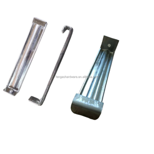 Accessori per Grondaie in Alluminio, Staffe Nascoste da 6 Pollici con Viti - Product Image 4