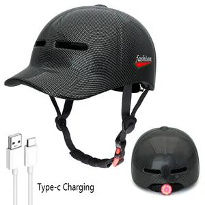 Personnalisé de haute qualité PC EPS dans le moule unisexe ville urbaine casquette de Baseball planche à roulettes casque de Scooter de cyclisme avec visière