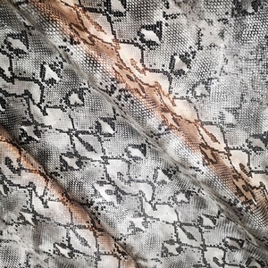 1Mm Kỳ Lạ Python Rắn Thiết Kế In Đầy Màu Sắc Da Rắn Mô Hình PU Giả Da Vải Cho Túi Xách Xe Ghế Ghế Hành Lý Xe Ô Tô - Product Image 3