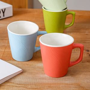 Venta caliente 300ml Logotipo personalizado Tazas de cerámica a granel Diseño de <span class=keywords><strong>China</strong></span> Precio económico - Product Image 3