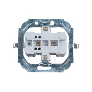 Interruttore a doppia presa schuko europeo e presa a muro - Product Image 4