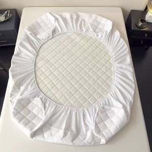 Couvre-matelas imperméable super doux <span class=keywords><strong>de</strong></span> qualité supérieure / Protège-matelas imperméable <span class=keywords><strong>anti</strong></span>-punaises <span class=keywords><strong>de</strong></span> <span class=keywords><strong>lit</strong></span> / Drap <span class=keywords><strong>de</strong></span> <span class=keywords><strong>lit</strong></span> imperméable - Product Image 3