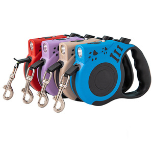 Correa para Mascotas al por Mayor, Alta Resistencia a la Tensión, Correa para Perro de Nailon de 5 Metros con Luces LED y Tiras Reflectantes - Product Image 5