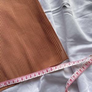 <span class=keywords><strong>2025</strong></span>人気女性ヒジャーブ無地プリーツシフォンバブルシフォンクレープシフォンマレーシア女性 - Product Image 3