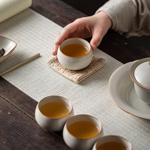 Taza de Té de Cerámica Ru Kiln, Color Beige, Taza Individual para Degustación de Kung Fu, Taza Luohan de Porcelana Hecha a Mano, Regalo del Condado de Dehua - Product Image 4