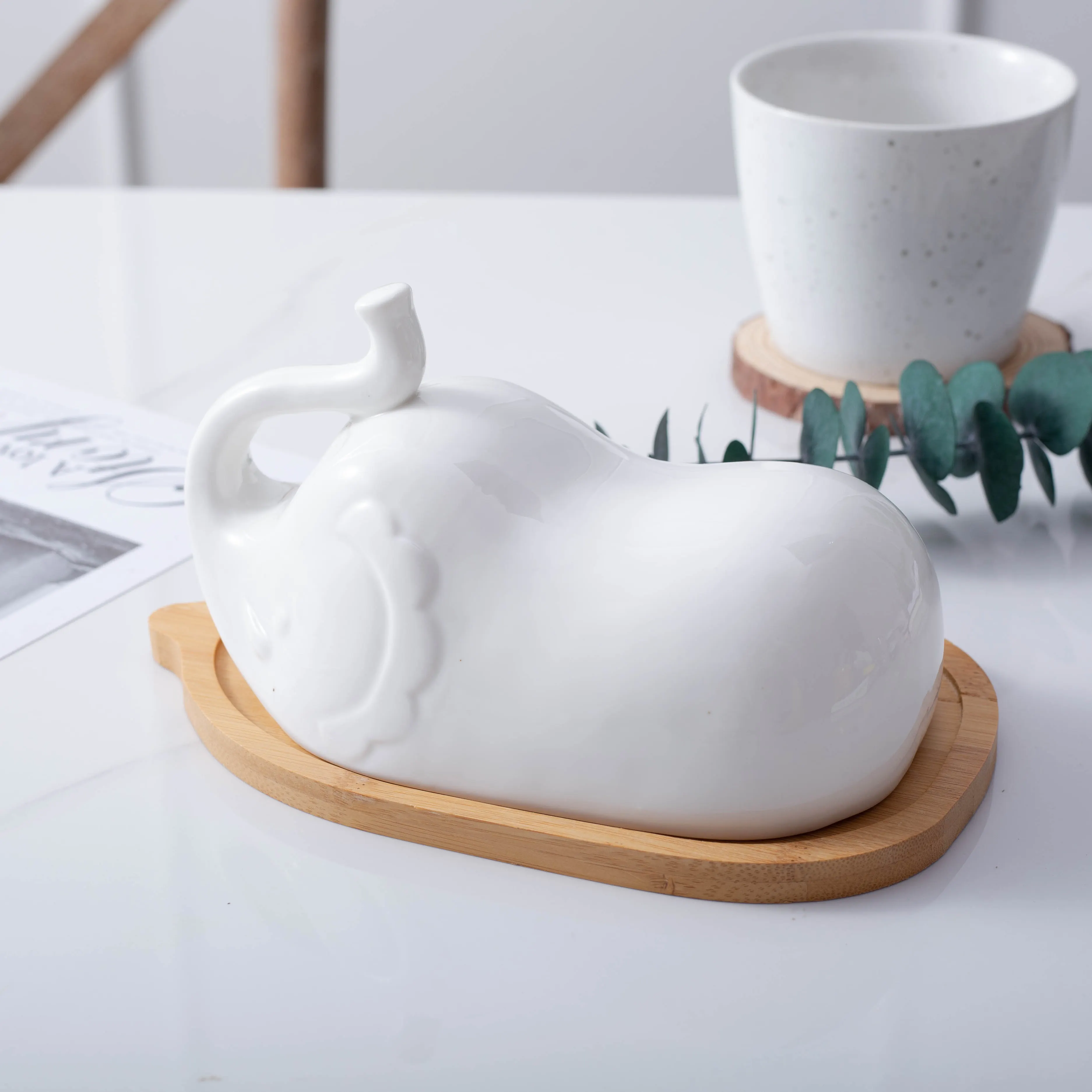 Forma di elefante burro keeper individuale imballaggio di ceramica burro piatto piatto logo personalizzato accettabile