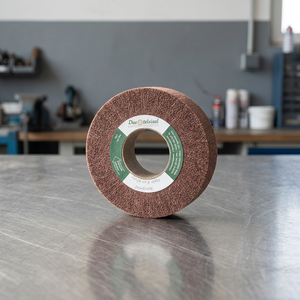 Meules à lamelles non tissées résinées de qualité supérieure, fabriquées en Italie, pour le soudage et le ponçage du bois, outils abrasifs personnalisables OEM - Product Image 2