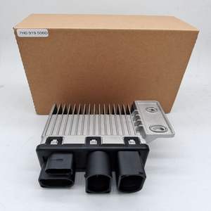 Unità di controllo della ventola del radiatore per VW <span class=keywords><strong>Transporter</strong></span> <span class=keywords><strong>T5</strong></span> <span class=keywords><strong>2003</strong></span> - 2010 7H0919506D 898096000 - Product Image 1