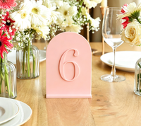 Numéros de table pour invitations de mariage découpés au laser en acrylique pastel