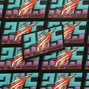 Parches Termoadhesivos Personalizados de TPU de Alta Densidad, Emblemas de Diseño Altamente Reconocibles para Ropa, Parches 3D Modernos - Product Image 1