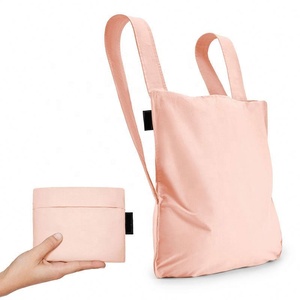 Sac fourre-tout de grande capacité en toile de coton réutilisable de voyage avec logo personnalisé de créateur portable supermarché pliable en vente - Product Image 3