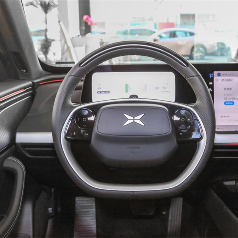 Xpeng p7 480/586/670/706km NEDC range 2WD/4WD limousine automobile intelligent electric used car