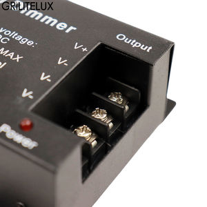 Controlador LED Táctil de 6A y 2 Canales con Certificación RoHS para Tiras LED RGB/CCT/Color Único - Product Image 6