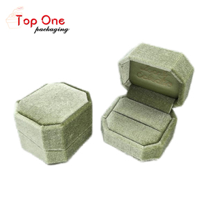 Commercio all'ingrosso anello nuziale scatole di velluto singolo ottagono anelli di imballaggio rigido - Product Image 3