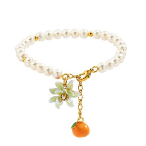 2025 nuova <span class=keywords><strong>collana</strong></span> <span class=keywords><strong>di</strong></span> fiori Gardenia in oro placcato placcato in ottone per donne simpatiche collane con ciondolo arancio agrumi - Product Image 5