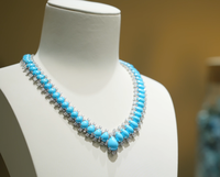 Bijoux fins sur mesure en or 18 carats avec turquoise Sleeping Beauty naturelle non traitée et certificat de pierres précieuses