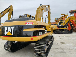 Excavatrice sur chenilles Caterpillar 320B, 128 CV, CAT 320B avec cabine climatisée pour travaux de terrassement et de creusement de fossés - Product Image 2