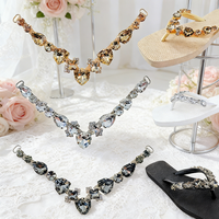 Chaînes de strass en métal acrylique pour sandales DIY, en forme de V, plaqué or/argent/gunmetal, multicolores, décorations pour chaussures