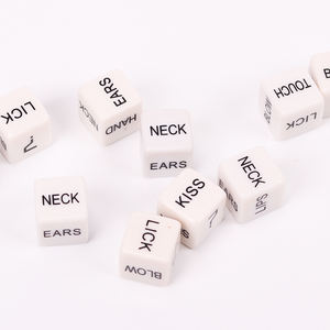 Ot-Juego de 2 piezas de dados sexuales para adultos, juego de dados divertidos personalizados con posición <span class=keywords><strong>sexy</strong></span> de 12 lados en color blanco y negro - Product Image 4