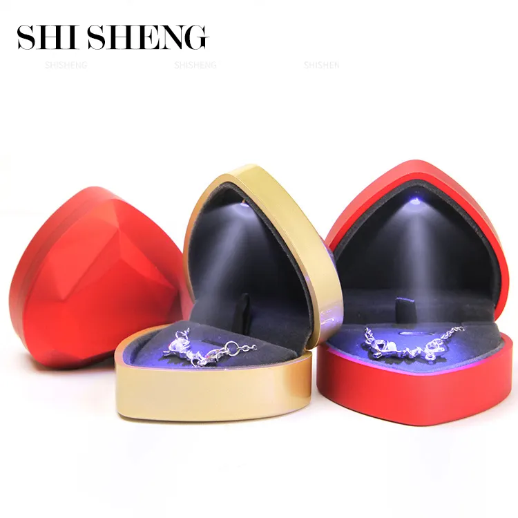 SHI SHENG маленькая светодиодная бижутерия в форме сердца кулон кольцо ожерелье коробка со светом для предложения помолвки Свадебный День святого Валентина