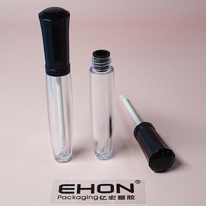 Contenants de gloss à lèvres vides de haute qualité, capacité 5 ml, emballage en tube métallique doré unique, maquillage, impression de logo personnalisée - Product Image 1