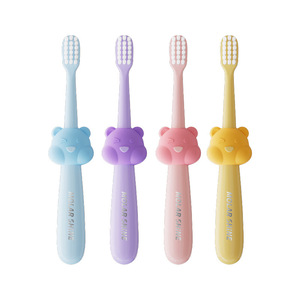 Brosse à dents en forme d'ours pour enfants, poils souples, brosse à dents manuelle pour enfants, design coloré - Product Image 1