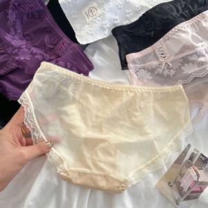 Braguitas de bikini de encaje satinado fino con estampado floral, sexys y de talle bajo para mujer, con lazos cruzados. - Product Image 4
