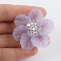 Nouveau Design Fait à la Main DIY Accessoires de Vêtement Rose Fleur Acrylique Broche Bijoux Matériel d'Accessoires de Cheveux