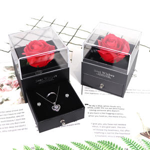 Collana con Cuore di Rosa Eterna Reale, <span class=keywords><strong>Fiori</strong></span> Decorativi Quadrati per Regali di San Valentino, Festa della Mamma, Natale in 100 Lingue - Product Image 4