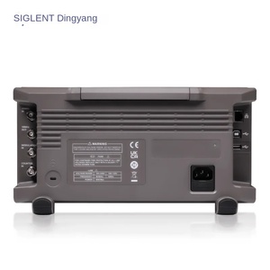 Générateur de fonctions/formes d'onde arbitraires Siglent, double 1,2 GSa/s, résolution verticale 16 bits, fréquence de sortie maximale 200 MHz, 10 V - Product Image 3
