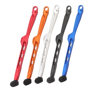 GOOFIT Béquille universelle CNC <span class=keywords><strong>pour</strong></span> <span class=keywords><strong>moto</strong></span> <span class=keywords><strong>Support</strong></span> de trépied ajustable <span class=keywords><strong>pour</strong></span> scooter à moteur Béquille latérale modifiée <span class=keywords><strong>pour</strong></span> <span class=keywords><strong>moto</strong></span> - Product Image 1