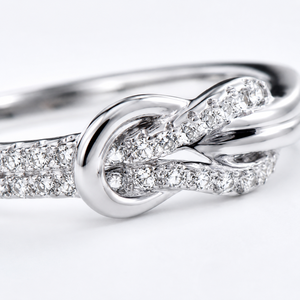Anello con design a nodo floreale, stile creativo, per donna, gioiello per occasioni nuziali - Product Image 3