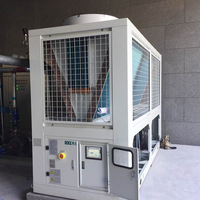 Refroidisseur d'eau industriel de qualité alimentaire, refroidi par air, 380V, pompe intégrée, conception sanitaire pour la production de boissons et de jus