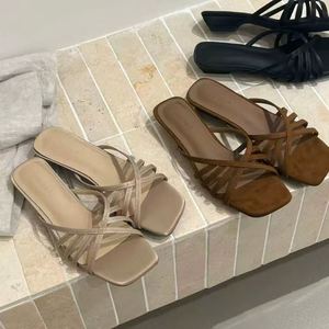 Sandalias de tacón alto fino de satén con punta cuadrada para mujer, estilo romano, con hebilla única, para exteriores, calzado casual, novedad de verano 2026 - Product Image 1