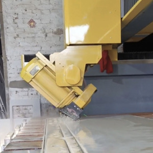 4 + 1轴小型石材数控桥式切割机，用于带芯电机齿轮轴承可编程控制器和齿轮箱组件的板锯 - Product Image 6