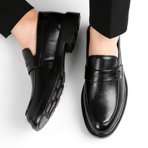 Mocasines de Cuero para Hombre con Punta Redonda, Suela de Goma para Aumentar la Altura, Zapatos de Vestir para Boda, Color Sólido, Forro de Cuero Genuino - Product Image 3