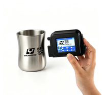 Imprimante à jet d'encre portable Yaomatec D98 Plus, imprimante de codes QR, de logos, de dates et de numéros de lots pour carton, métal, plastique, tuyaux