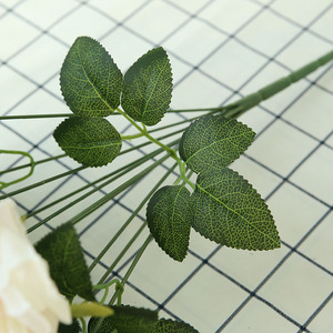 ช่อดอกกุหลาบผ้าไหมประดิษฐ์สำหรับตกแต่งงานแต่งงาน 10 หัว สีชมพู - Product Image 4
