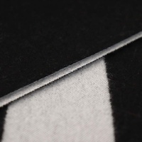 Écharpes d'Hiver Noires en Laine Cachemire, de Créateur, Personnalisées, de Luxe, à Pompons, pour Hommes, Tissées Jacquard, Conception pour Fabricants