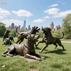 Escultura animal de fundición de bronce grande moderna parque al aire libre personalizada estatua de bronce Rottweiler y cachorros de tamaño real para decoración pública - Product Image 3