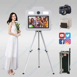 Perfección para fiestas pequeñas: cabina de fotos DSLR vintage con soporte de trípode e impresora, alquila o compra para tu evento - Product Image 1