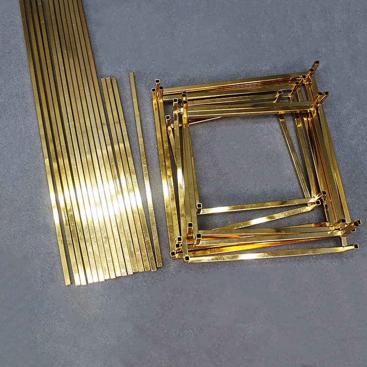 Electroplated Wrought Iron Geometric Square Frame Tall Flower Centerpieces For Wedding Table