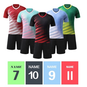 Divisa da <span class=keywords><strong>Calcio</strong></span> in 3 Pezzi con Maglia, Pantaloncini e Calzini, Traspirante e Assorbente, Stampa Personalizzata Disponibile, per Allenamento di Squadra - Product Image 2
