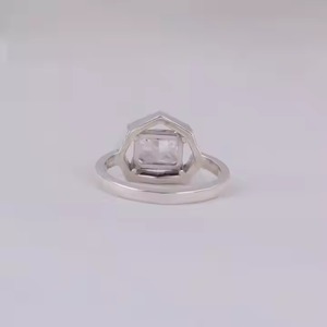 Bague de fiançailles en diamant de laboratoire certifié rose coupe rayonnante 14/18K en or massif bague sur mesure plaquée or massif - Product Image 2