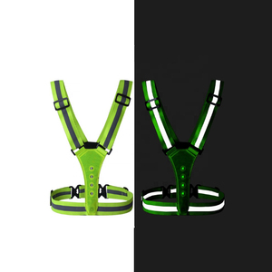 Nouveau gilet en nylon de course de nuit réfléchissant LED Flash Safty Offre Spéciale avec sangle à boucle ABS réglable - Product Image 1