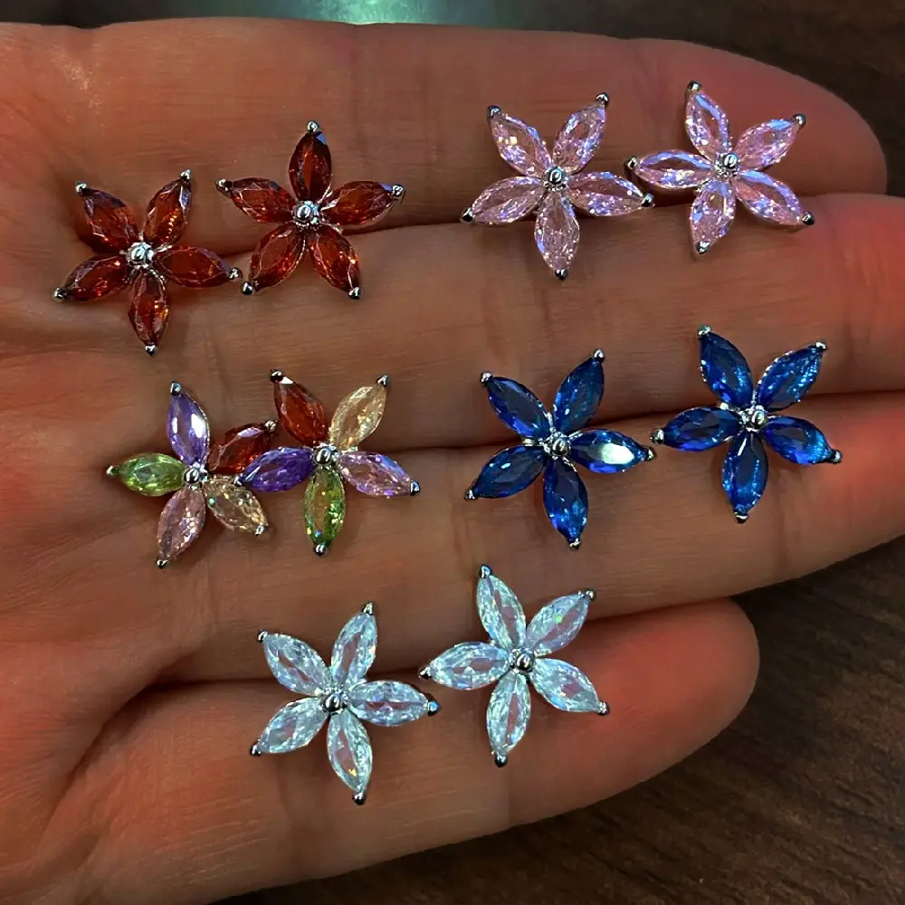 Huitan 2022 Minimalist Crystal CZ Stud Earrings Women Wholesale Price 925 Silver Plated Colorful Flower Earrings For Sweet Girls